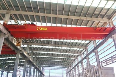 Double overhead crane 10