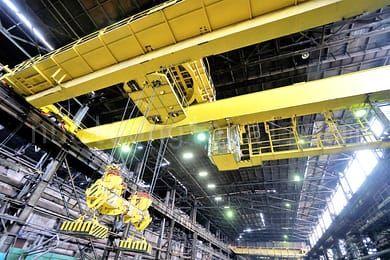 Metallurgical overhead crane 5